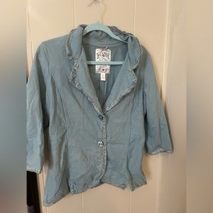 thrift find! blue blazer w/ quarter length sleeves. size L, but fits size S